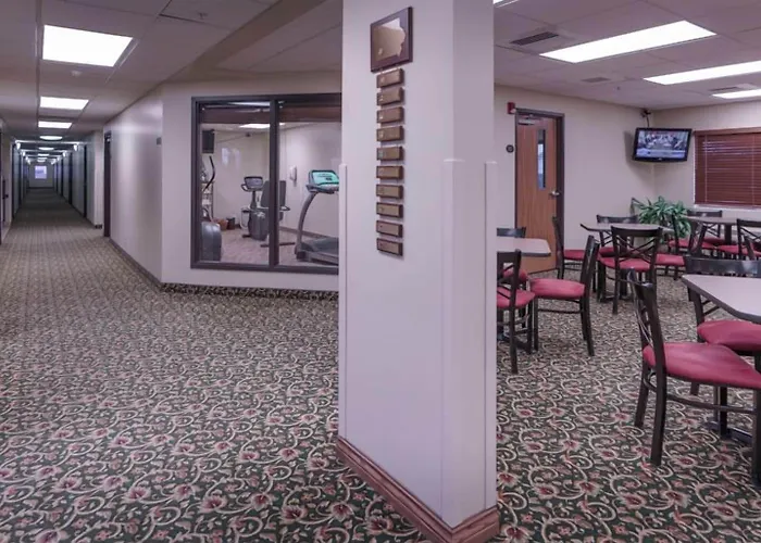 Supertel Inn And Conference Center